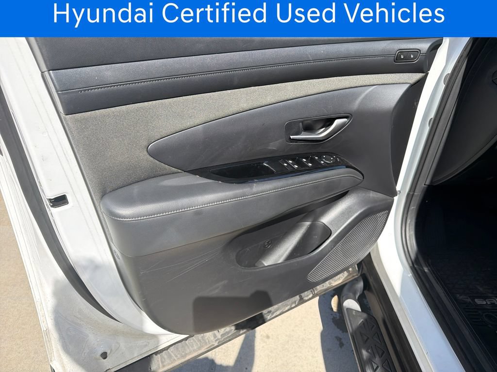 Certified 2025 Hyundai Santa Cruz Limited AWD/4WD image 12