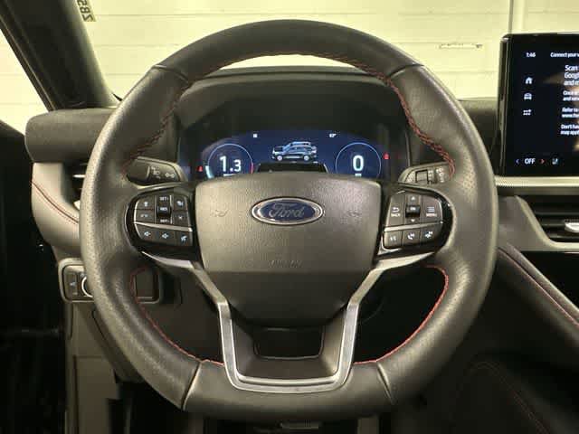 Used 2025 Ford Explorer ST-Line AWD/4WD image 7