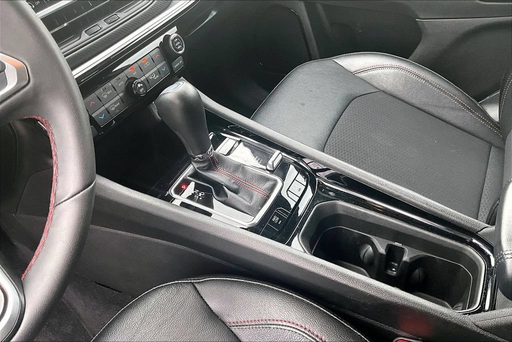 Used 2025 Jeep Compass Trailhawk AWD/4WD image 17