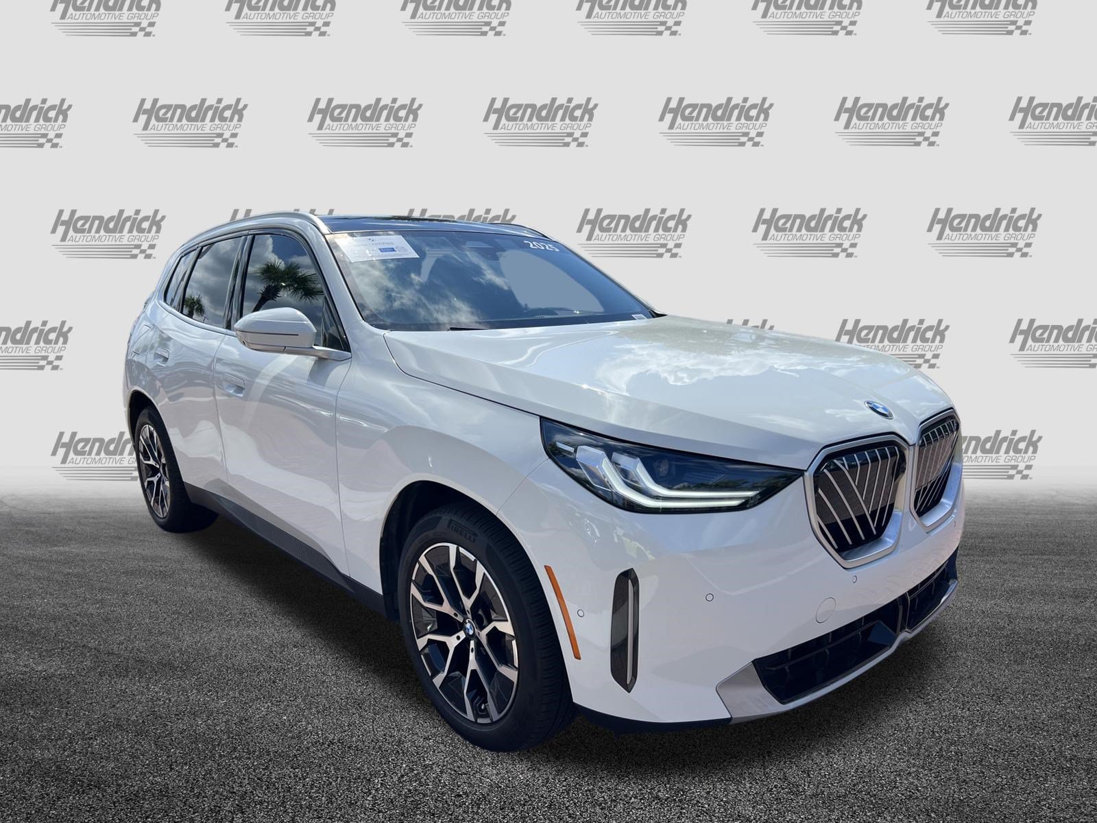 Certified 2025 BMW X3 xDrive30i w/ Premium Package AWD/4WD image 2