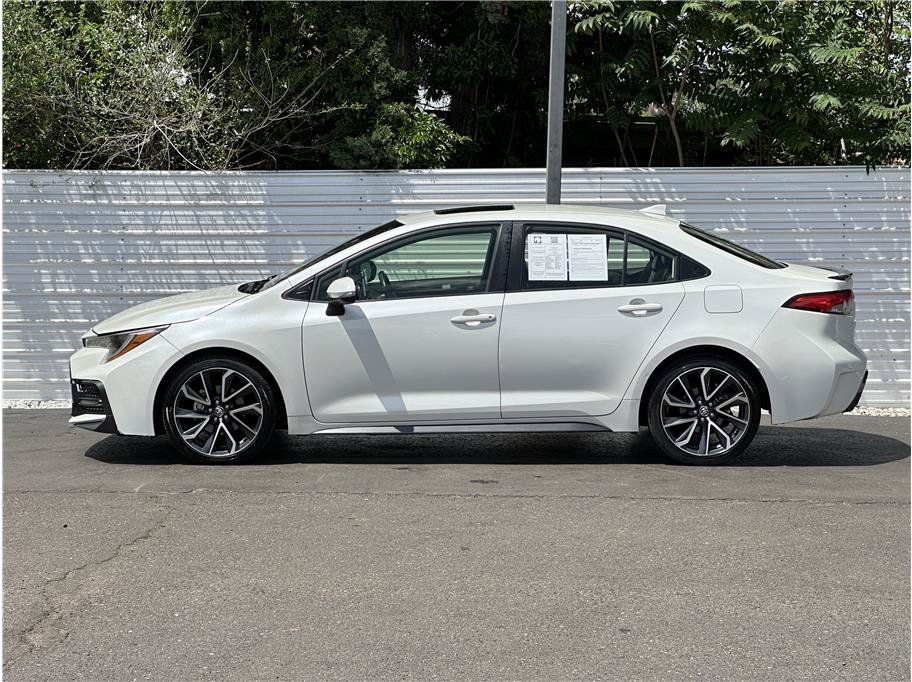Used 2020 Toyota Corolla XSE FWD image 13
