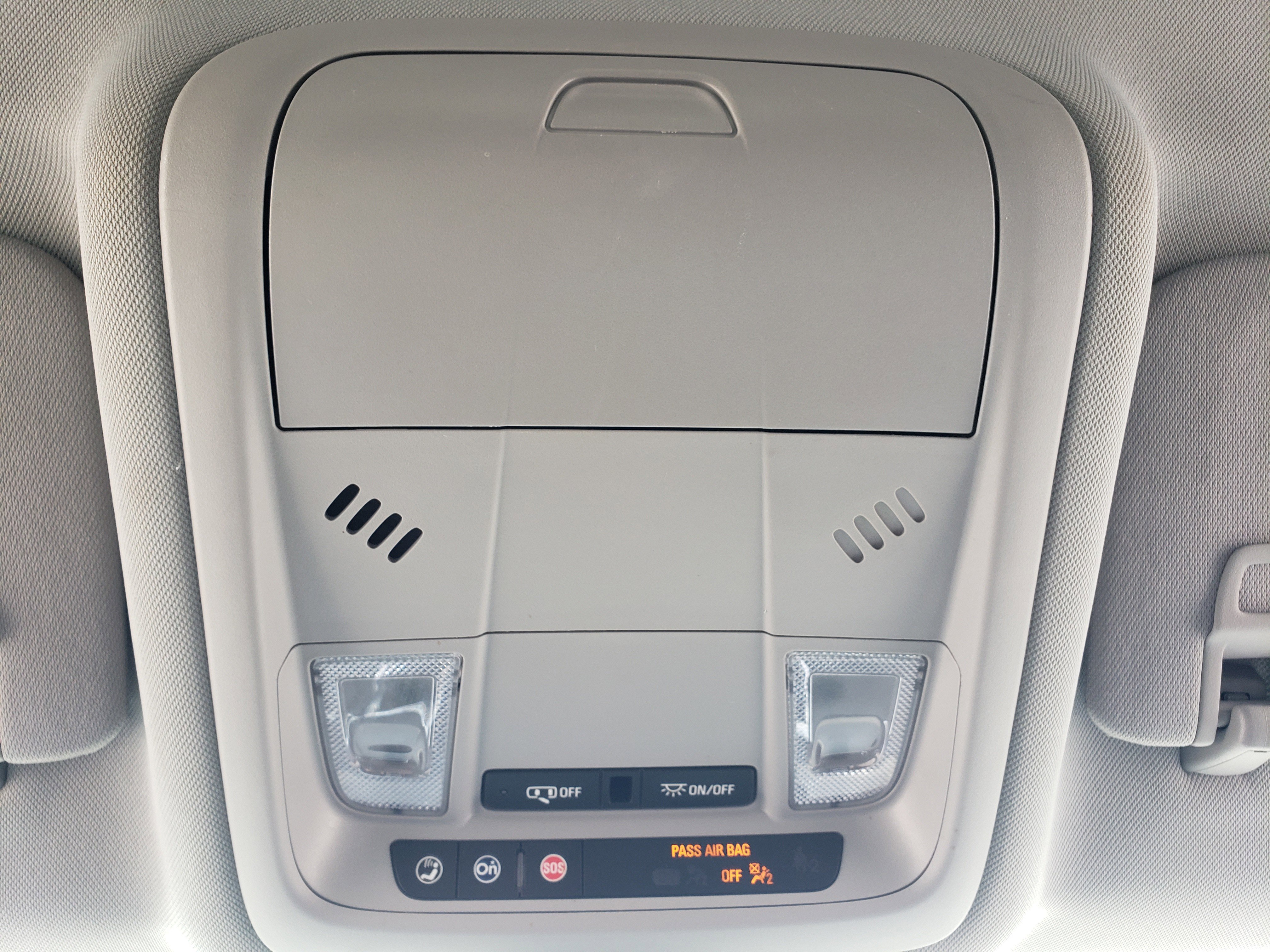 Used 2022 Chevrolet Equinox LT w/ Driver Convenience Package image 26