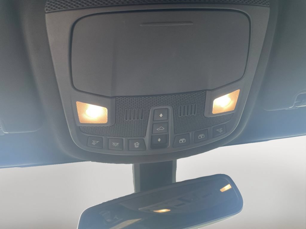 Used 2018 Lincoln MKC Reserve w/ Class II Trailer Tow Package AWD/4WD image 24