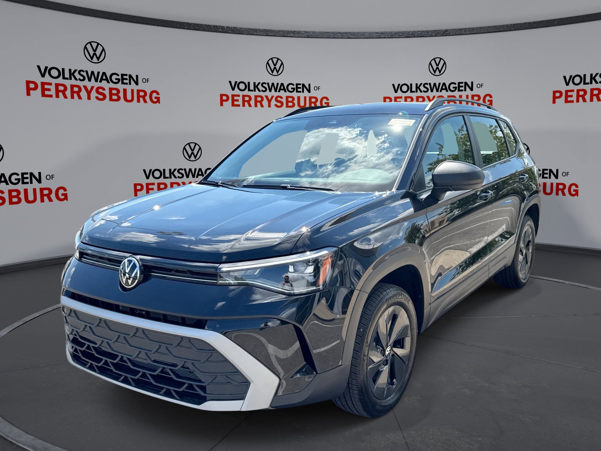 New 2025 Volkswagen Taos S