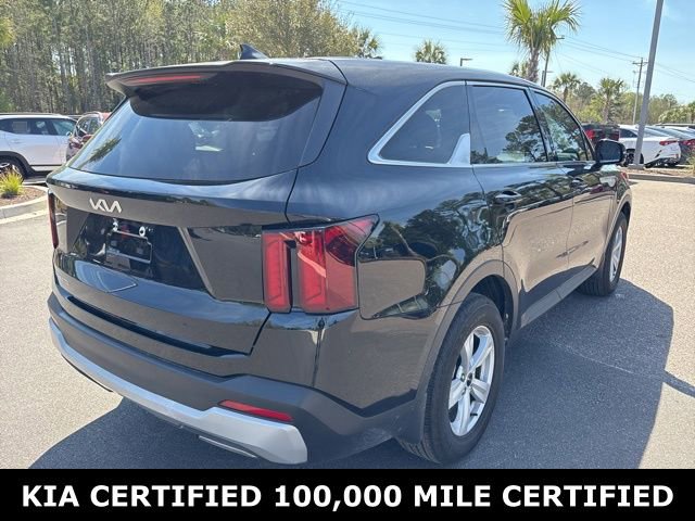 Certified 2025 Kia Sorento LX image 5
