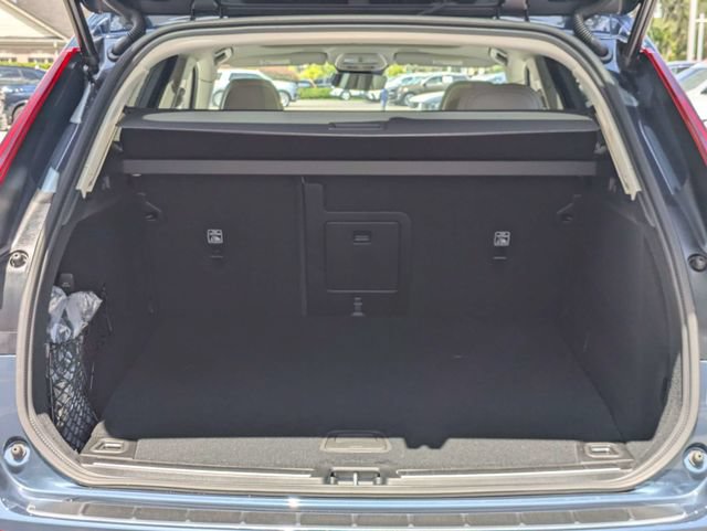 New 2026 Volvo XC60 T8 Ultra w/ Protection Package Premier AWD/4WD image 13