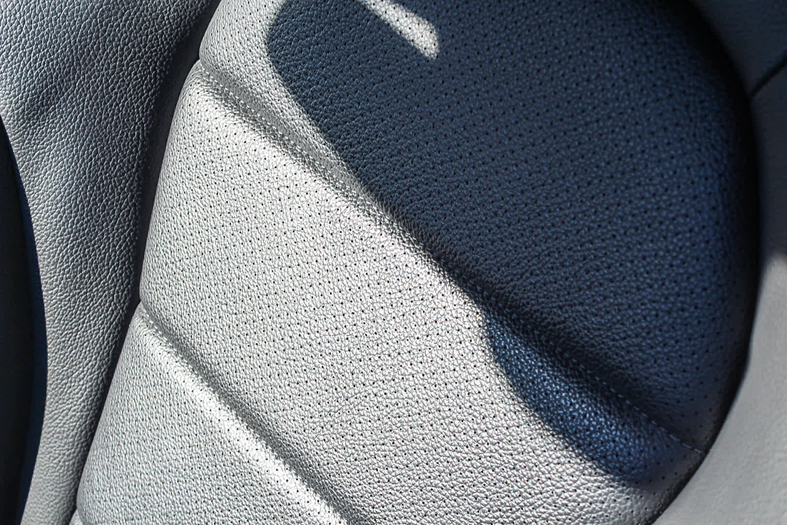 Used 2019 Mercedes-Benz C 300 C 300 image 26