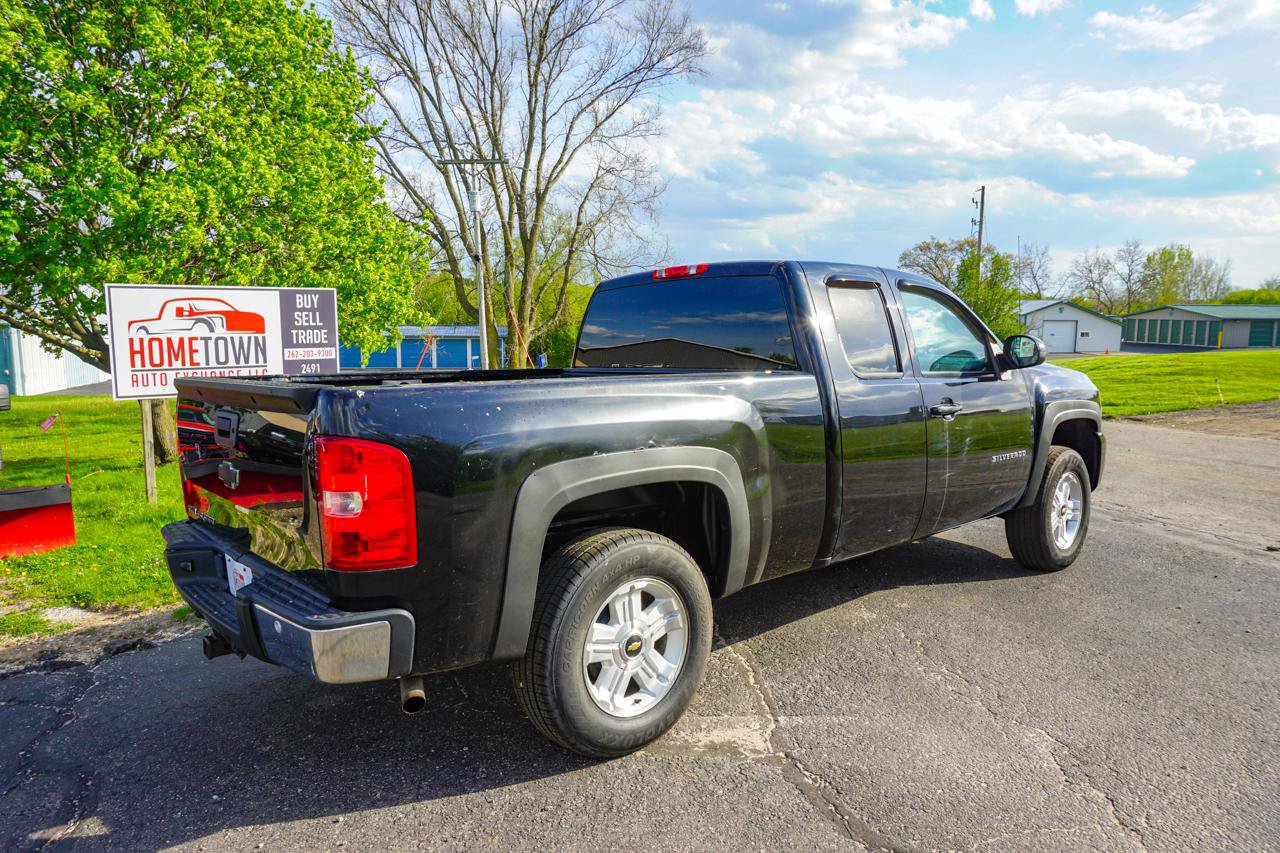 Used 2013 Chevrolet Silverado 1500 LT w/ All-Star Edition AWD/4WD image 3