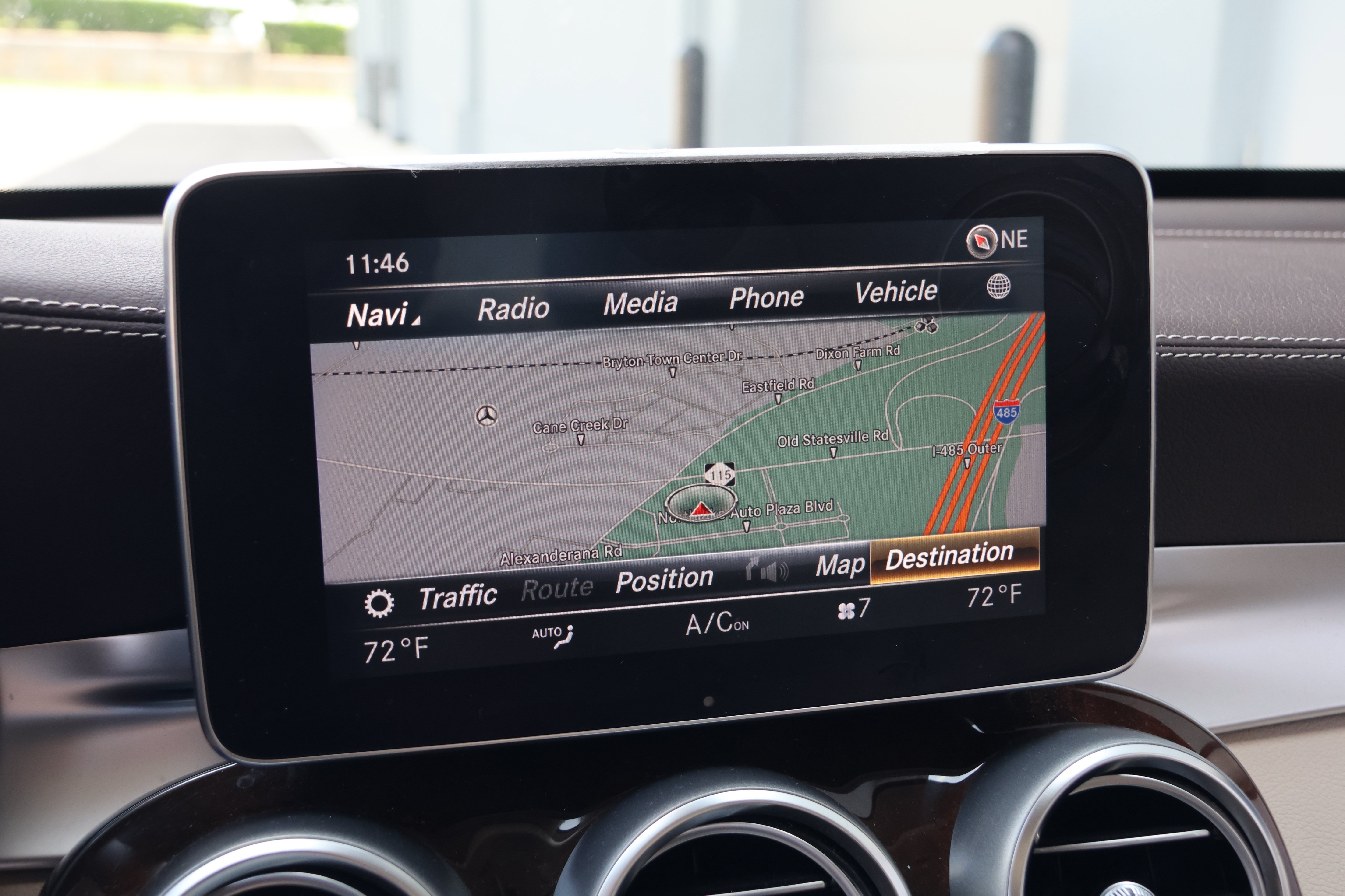 Used 2018 Mercedes-Benz GLC 300 4MATIC image 23