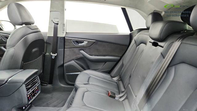 Used 2020 Audi Q8 Prestige w/ Prestige Package image 29