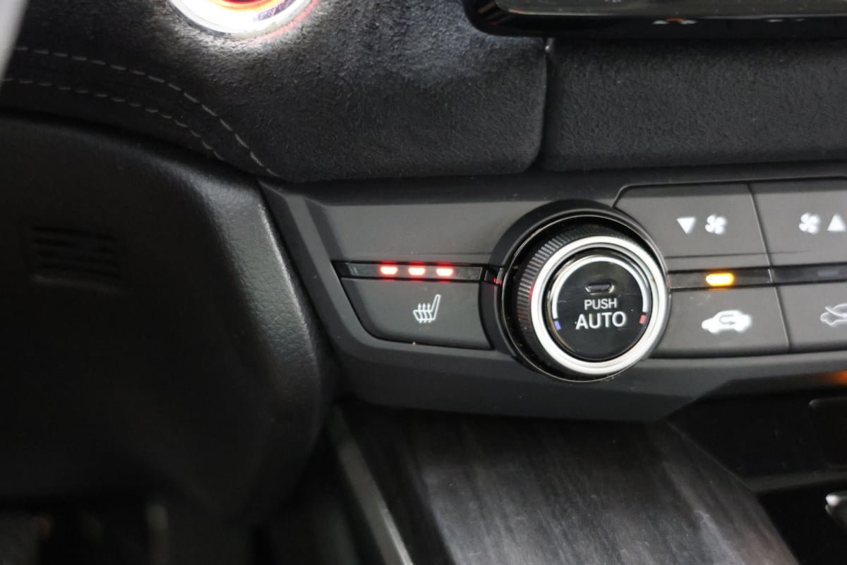 Used 2018 Honda Clarity Touring image 9