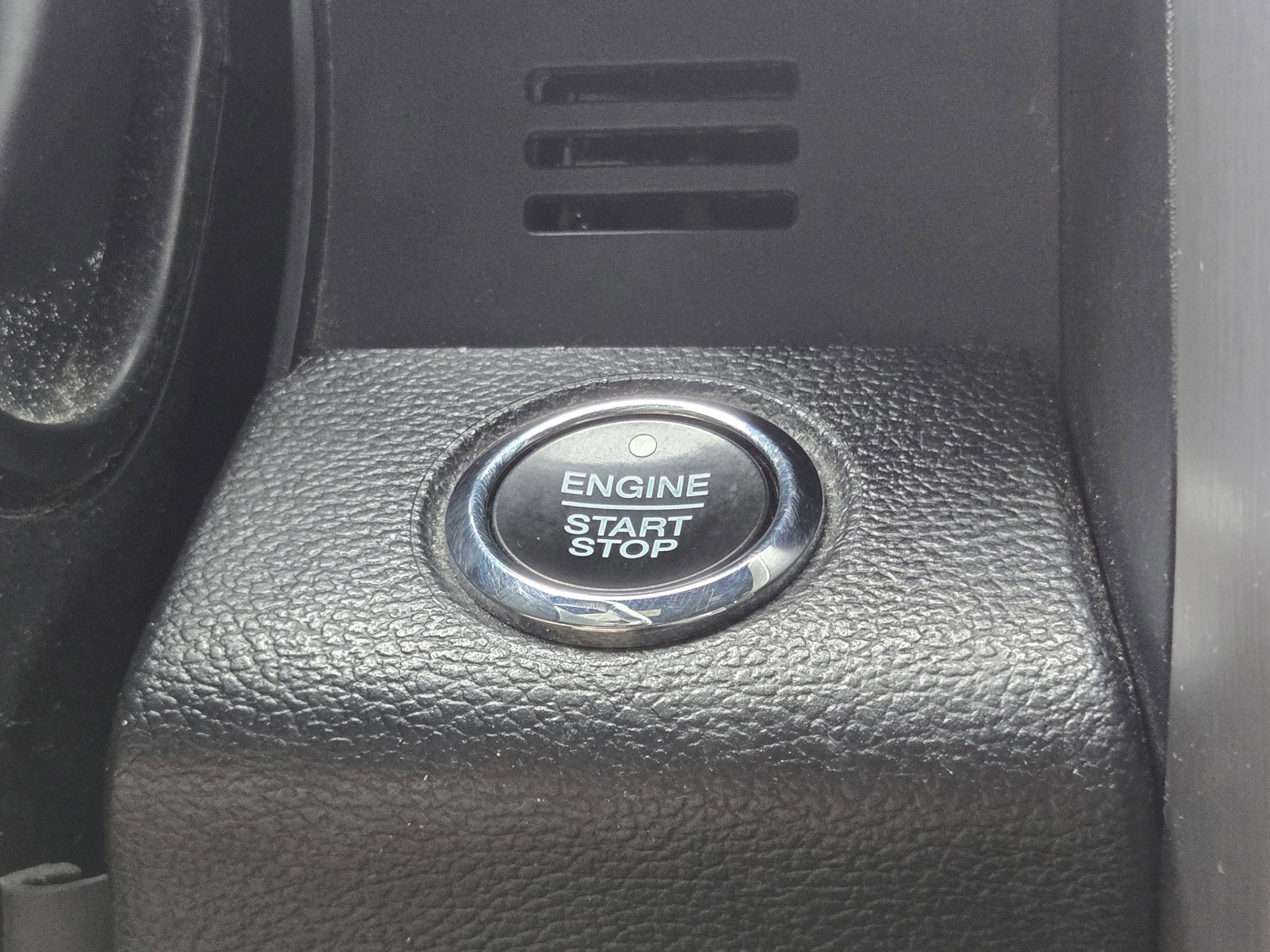 Used 2020 Ford F350 Platinum image 18