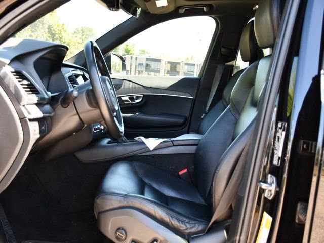 Used 2020 Volvo XC90 T5 Momentum AWD/4WD image 10