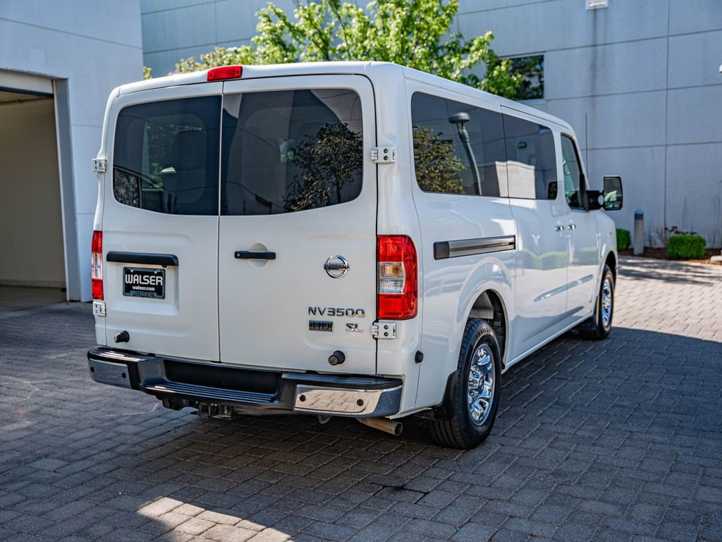 Used 2016 Nissan NV 3500 SL RWD image 5