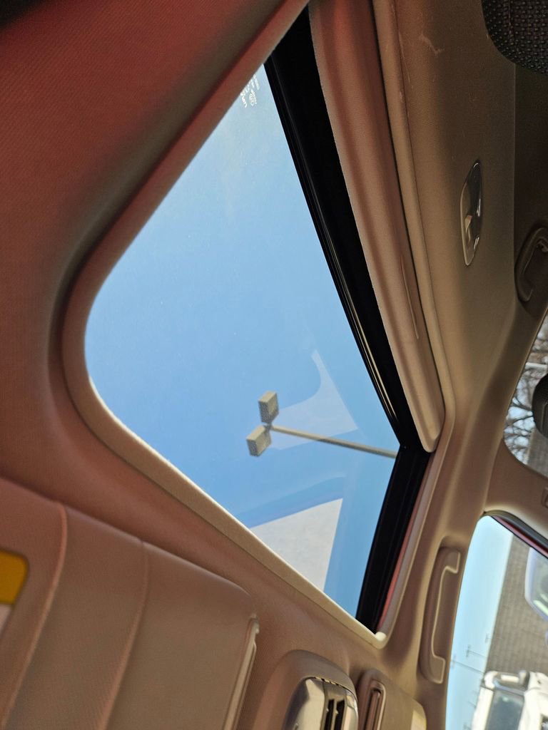 Used 2024 Subaru Crosstrek 2.0i Premium image 23