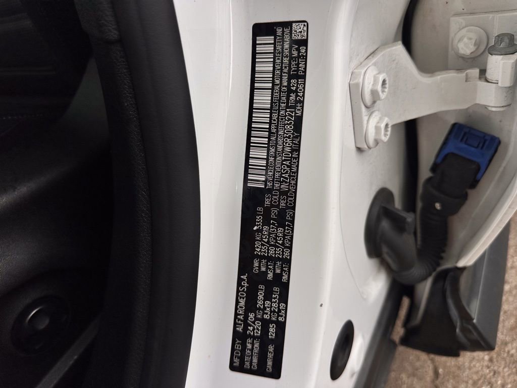 Used 2024 Alfa Romeo Tonale Veloce image 12