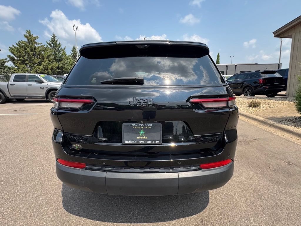 Used 2024 Jeep Grand Cherokee L Limited w/ Luxury Tech Group II AWD/4WD image 9