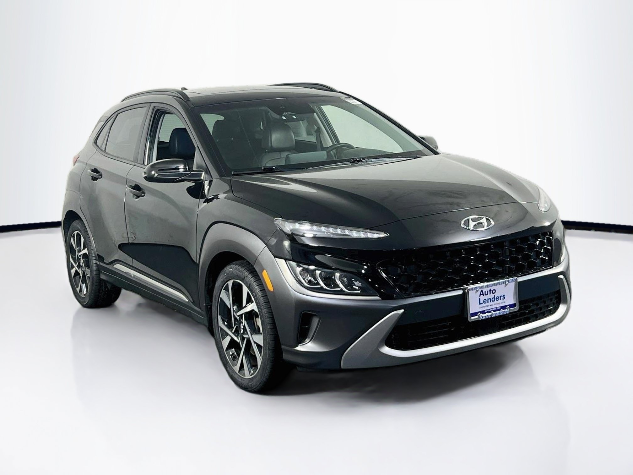 Used 2023 Hyundai Kona Limited w/ Cargo Package AWD/4WD image 3