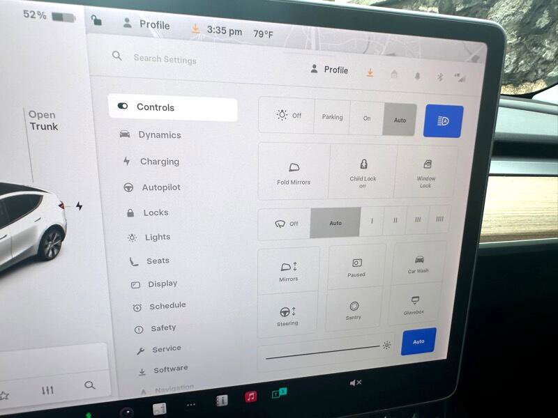 Used 2021 Tesla Model Y Long Range image 53