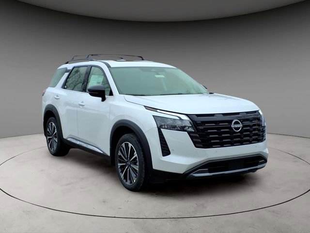 New 2026 Nissan Pathfinder Platinum w/ Cargo Package image 14