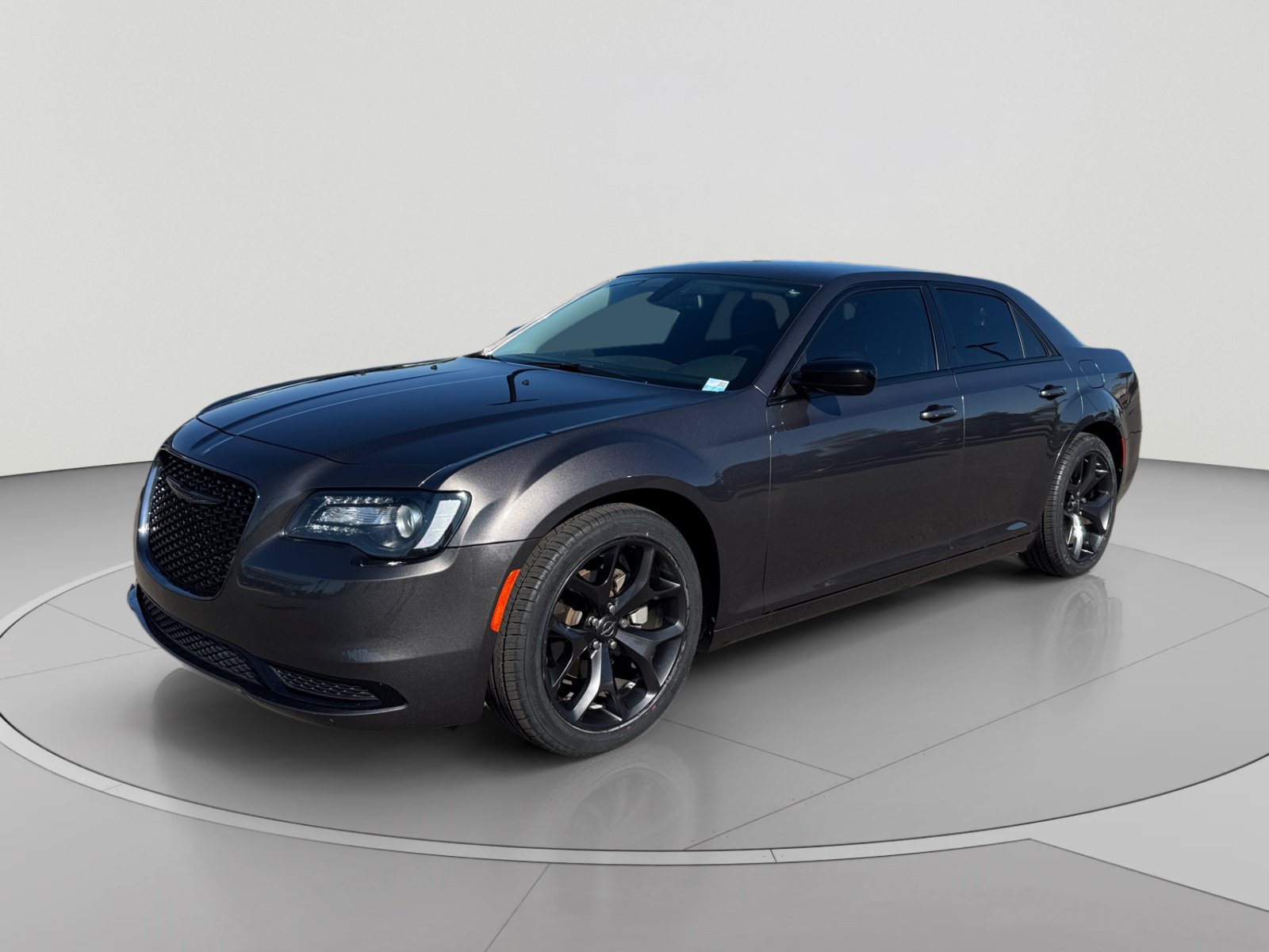 Used 2021 Chrysler 300 Touring w/ Sport Appearance Package RWD image 1
