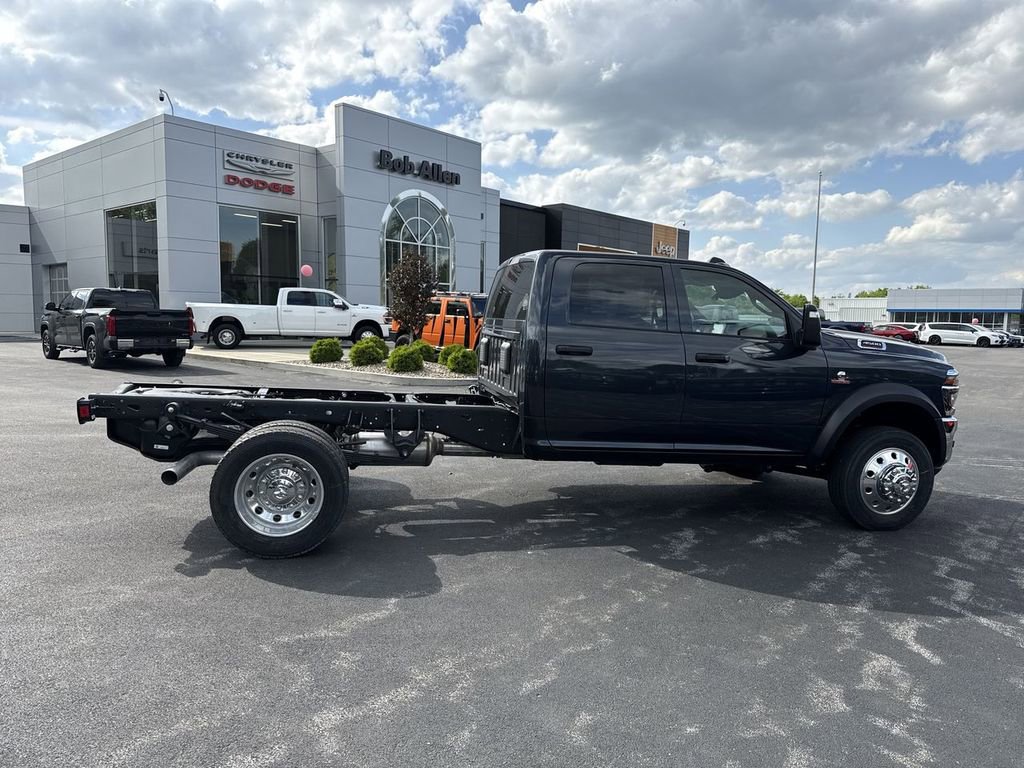 New 2026 RAM 4500 Tradesman w/ Chrome Appearance Group AWD/4WD image 14