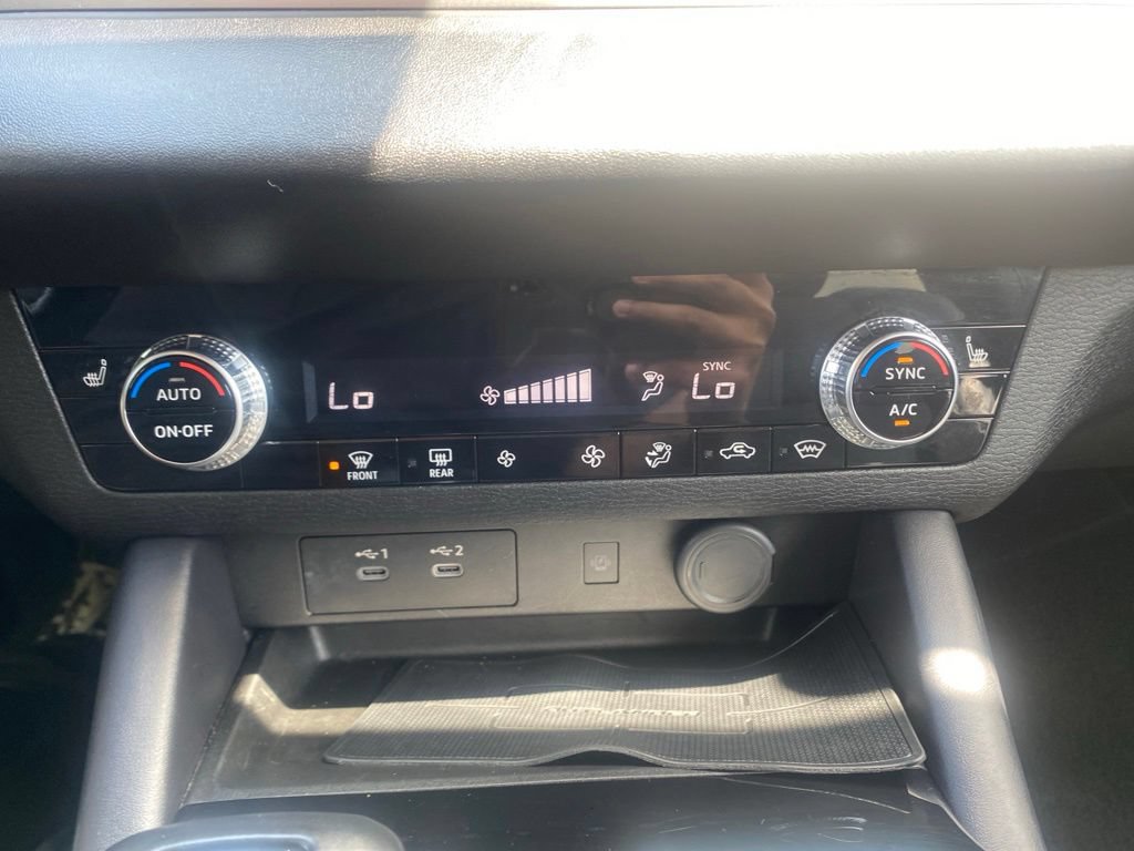 Used 2025 Mitsubishi Outlander SE AWD/4WD image 29