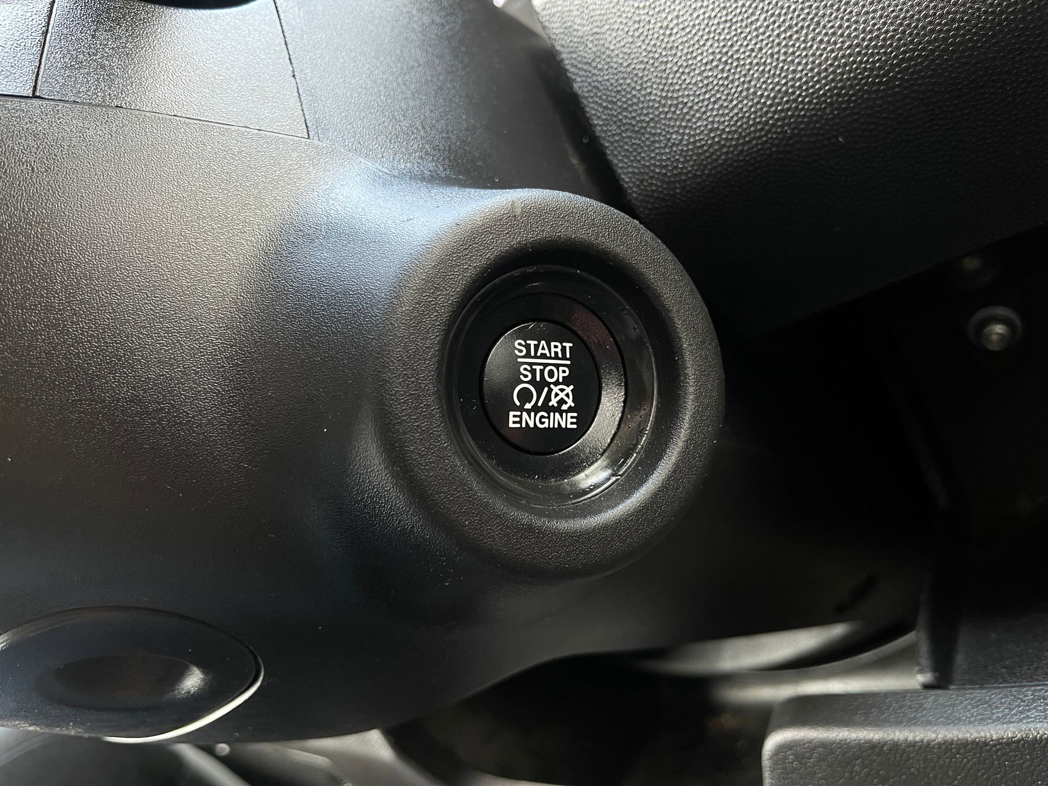 Used 2023 RAM ProMaster 2500 FWD image 18