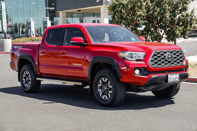 Used 2022 Toyota Tacoma TRD Off-Road AWD/4WD image 6