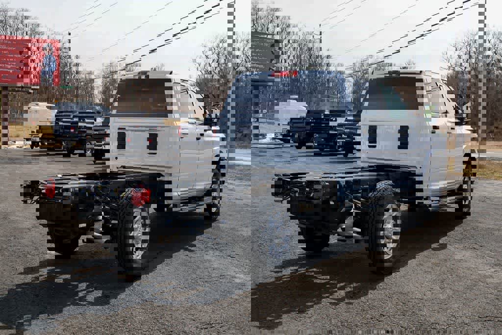 New 2024 RAM 3500 Tradesman w/ Safety Group image 3