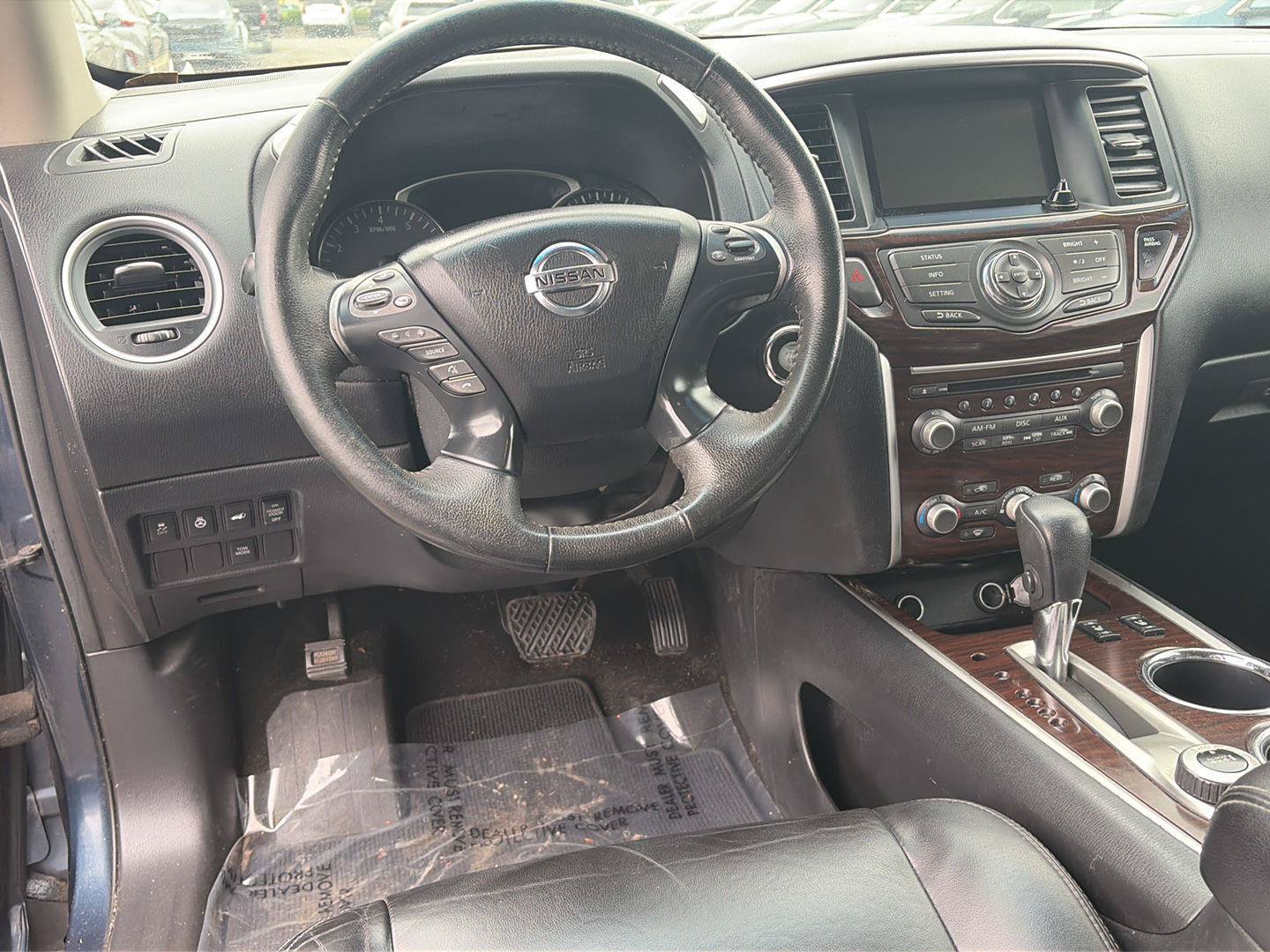 Used 2013 Nissan Pathfinder SL AWD/4WD image 24