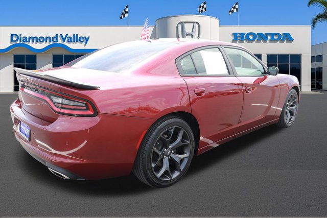 Used 2020 Dodge Charger SXT w/ Blacktop Package RWD image 7