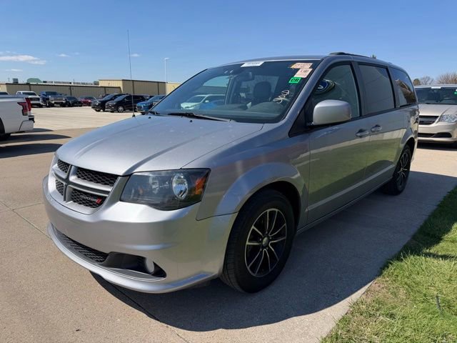 Used 2019 Dodge Grand Caravan GT image 2