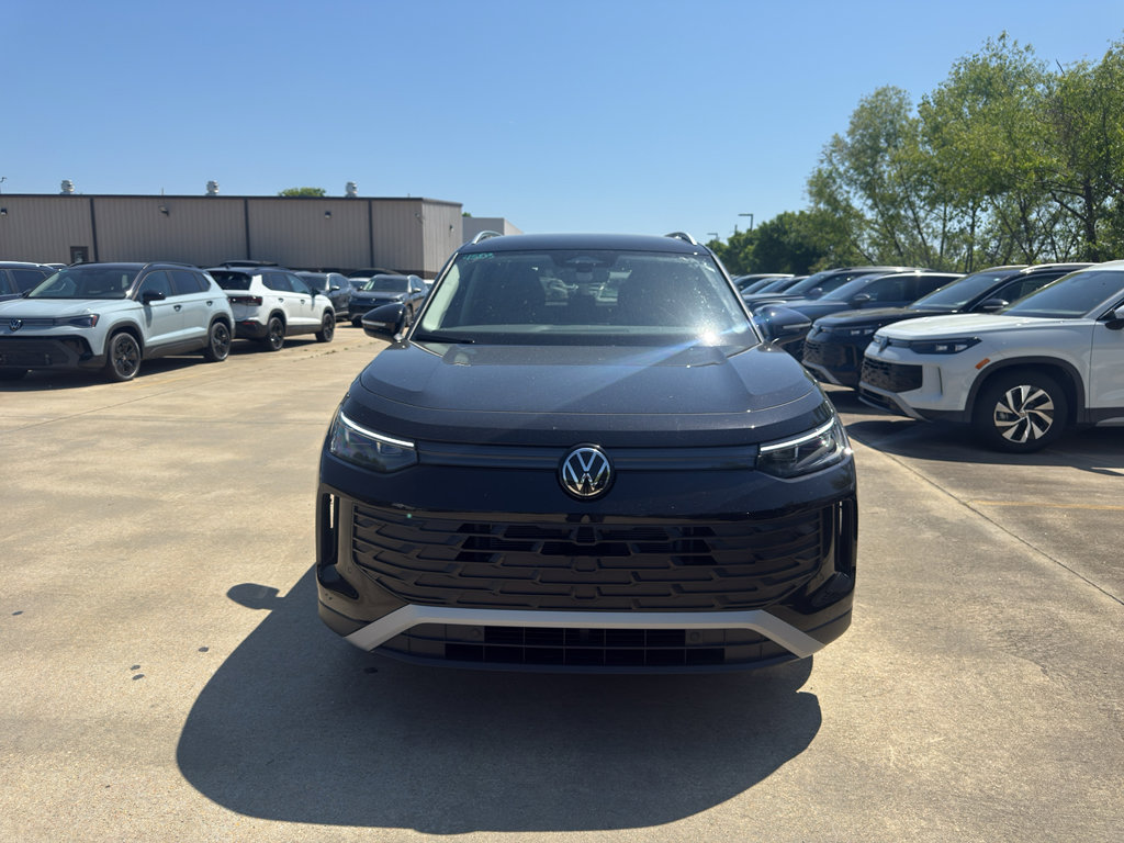New 2026 Volkswagen Tiguan S FWD image 2