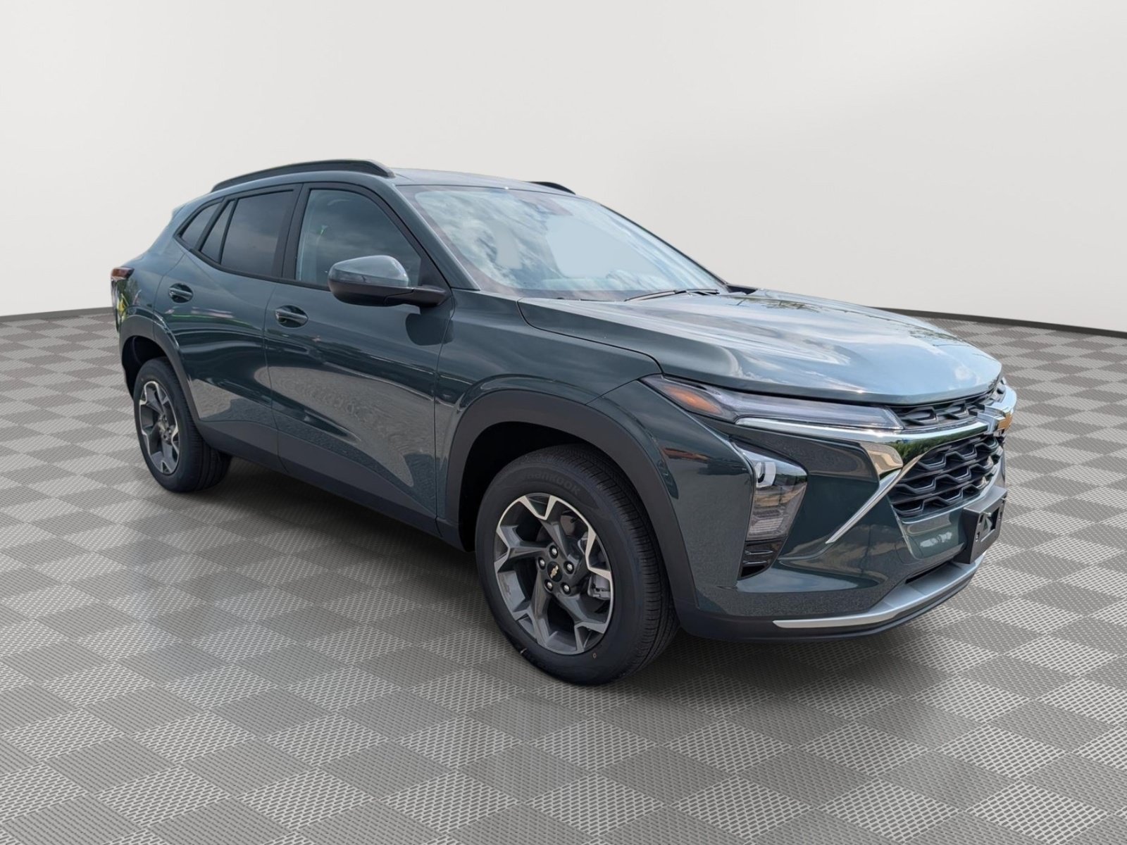 New 2026 Chevrolet Trax LT FWD image 4