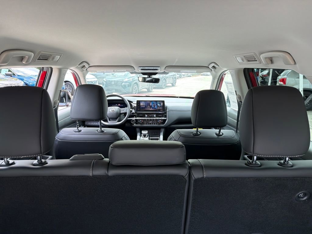 New 2026 Nissan Pathfinder SL image 31