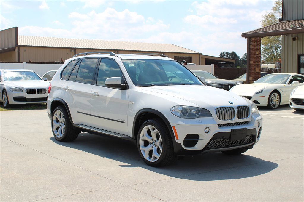 Used 2013 BMW X5 xDrive35d image 9