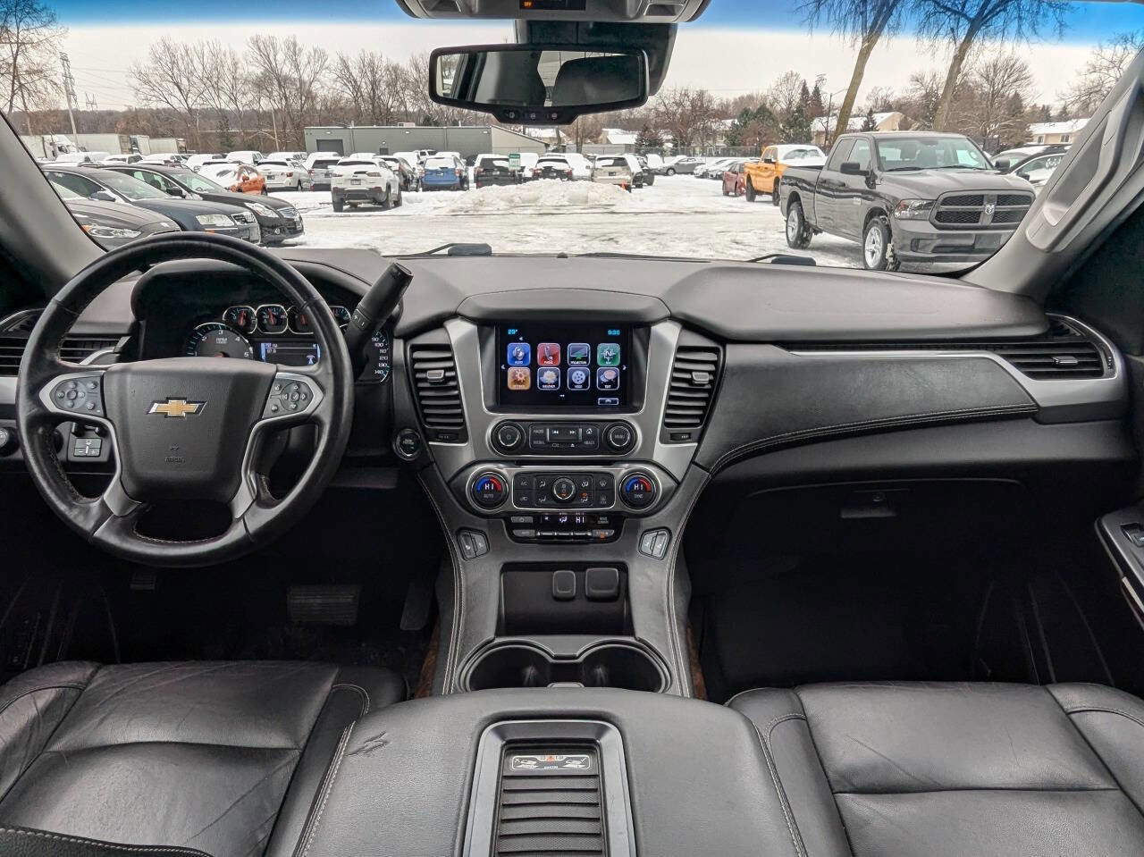 Used 2017 Chevrolet Tahoe LT image 2