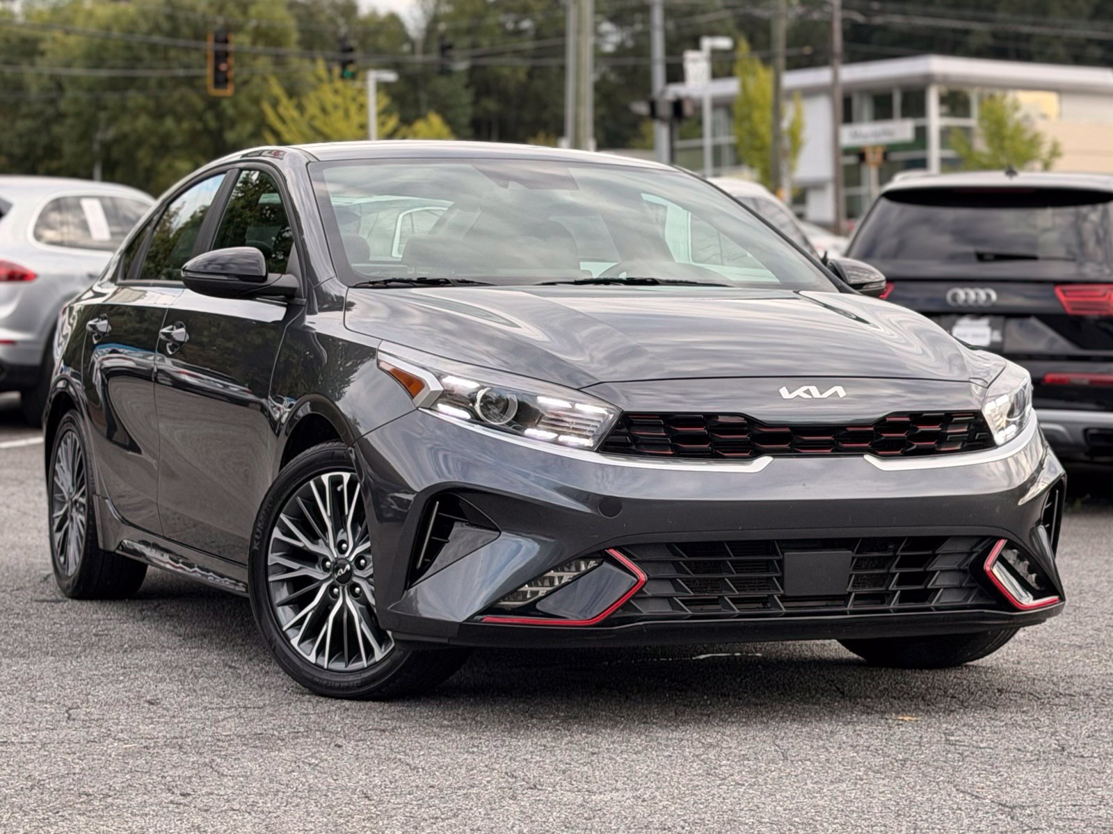 Used 2022 Kia Forte GT-Line w/ GT-Line Premium Package FWD image 7