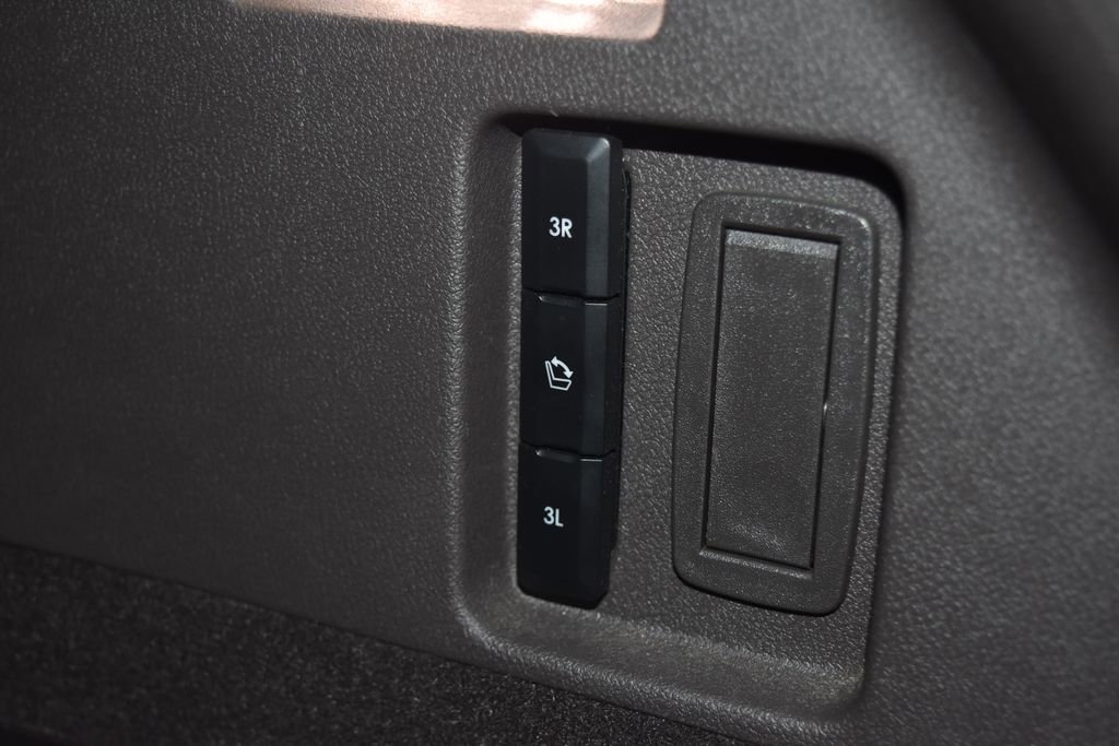 Used 2023 Lincoln Aviator Reserve w/ Equipment Group 201A image 32