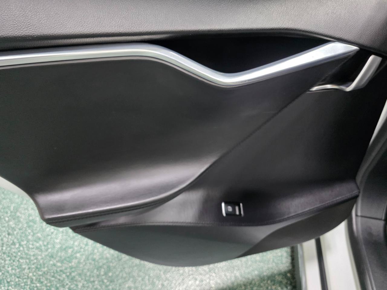 Used 2012 Tesla Model S Signature Performance RWD image 21