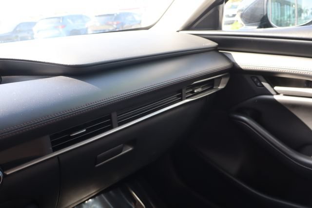 Used 2024 MAZDA MAZDA3 s FWD image 30