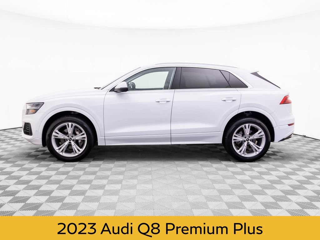 Used 2023 Audi Q8 Premium Plus AWD/4WD image 2
