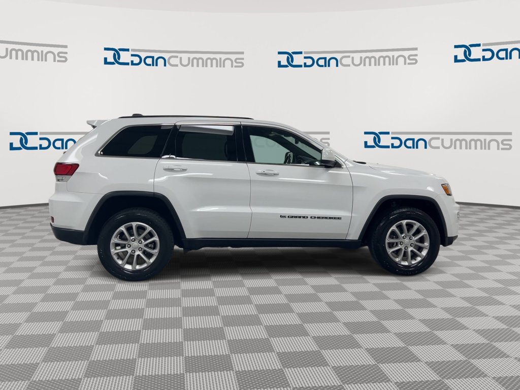 Used 2022 Jeep Grand Cherokee Laredo X AWD/4WD image 9