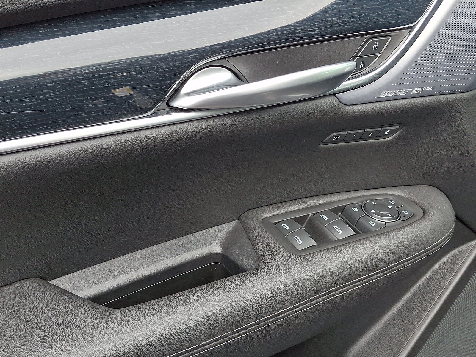 Certified 2024 Cadillac XT5 Premium Luxury w/ LPO, Floor Liner Package AWD/4WD image 15