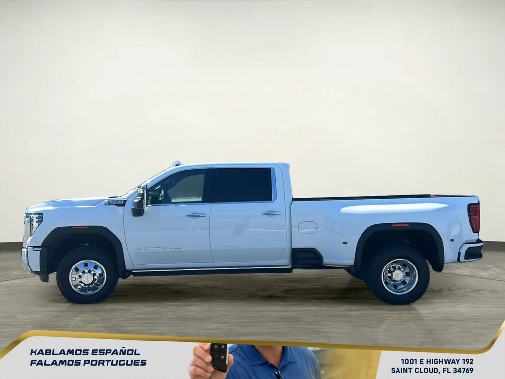 New 2026 GMC Sierra 3500 Denali w/ Denali Reserve Package image 3