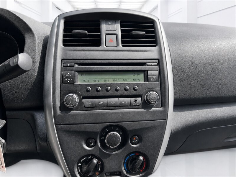 Used 2015 Nissan Versa Note S Plus FWD image 14
