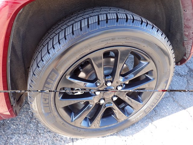Used 2018 Jeep Grand Cherokee Altitude AWD/4WD image 7