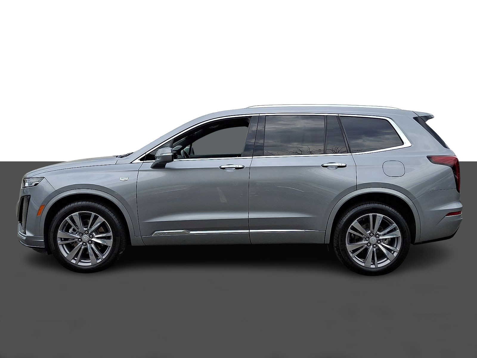 Certified 2024 Cadillac XT6 Premium Luxury AWD/4WD image 2