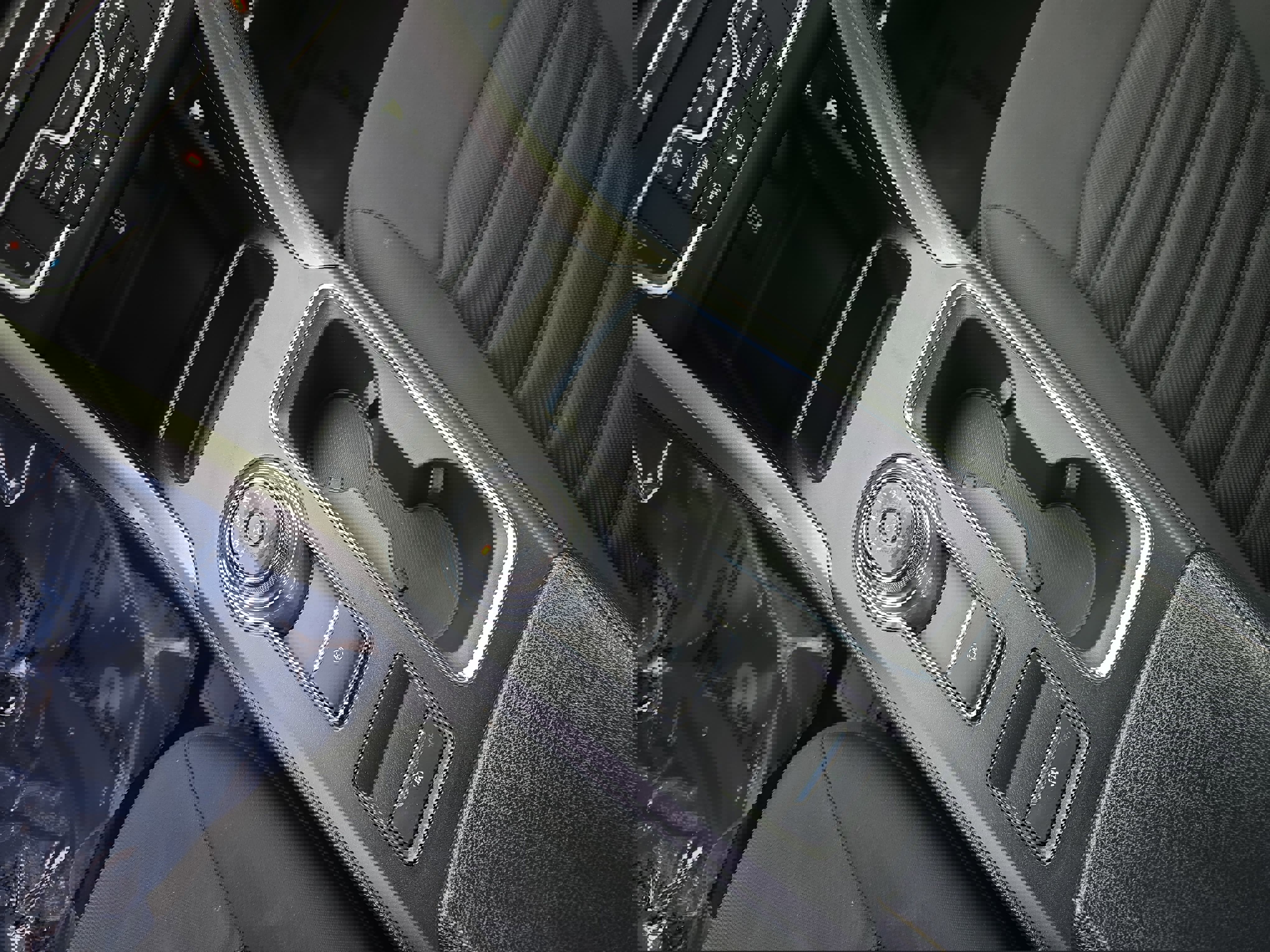 Used 2017 Ford Fusion SE w/ Fusion SE Technology Package image 24